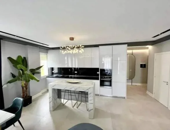 Tirane, shes apartament 3+1 150 m² Euro (TEG, REZIDENCE BANIMI)