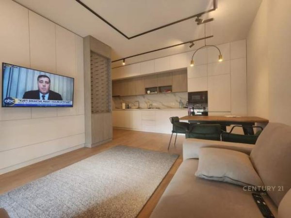 Tirane, jepet me qera apartament 100 m² 750 Euro (dibres)
