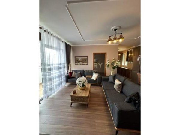Tirane, jepet me qera apartament Kati 9, 100 m² 800 Euro