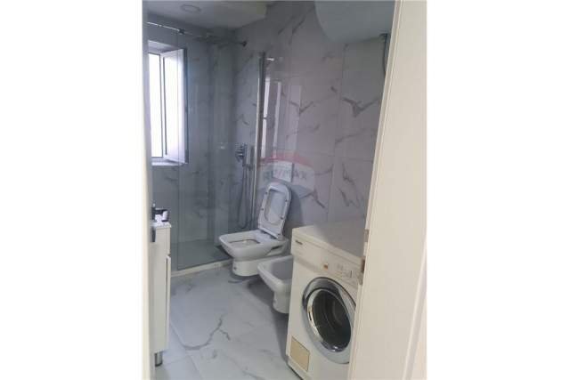 Tirane, jepet me qera apartament 1+1+A+BLK Kati 2, 60 m² 500 Euro (Liceu Artistik)
