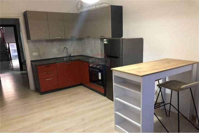 Tirane, jepet me qera apartament Kati 3, 52 m² 350 Euro