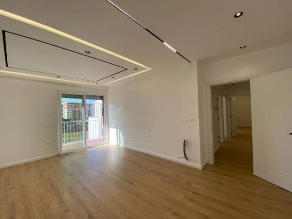 Tirane, jepet me qera apartament 3+1 Bosh/Mobiluar Kati 3, 110 m² 500 Euro (teodor keko)