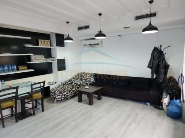 Tirane, shitet ambjent biznesi Kati 0, 60 m² 240.000 Euro (MYSLYM SHYRI)