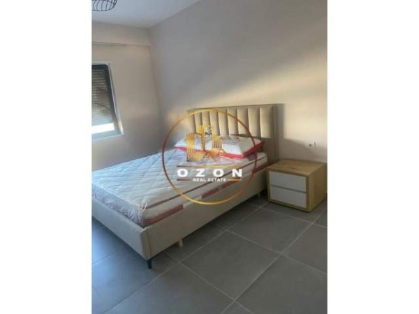 Tirane, jepet me qera apartament 2+1+A+BLK Kati 3, 138 m² 800 Euro (KODRA E DIELLIT)