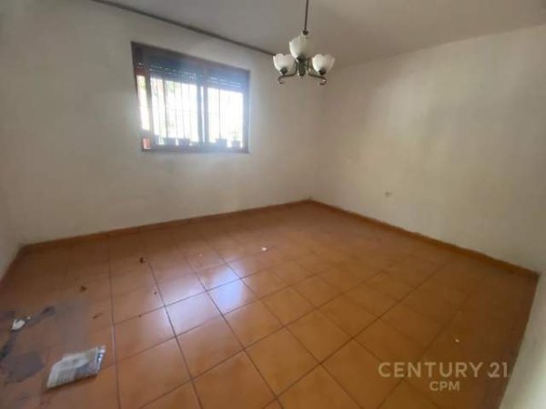 Tirane, shitet apartament 2+1+BLK Kati 1, 75.000 Euro