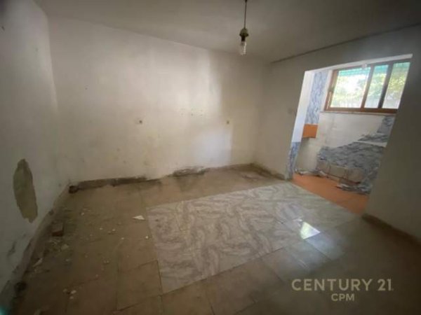 Tirane, shitet apartament 2+1+BLK Kati 1, 75.000 Euro