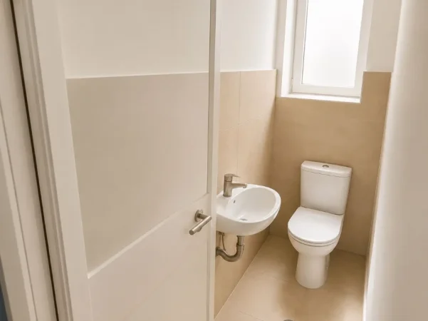 Tirane, jepet me qera dyqan , 100 m² 1.000 € 