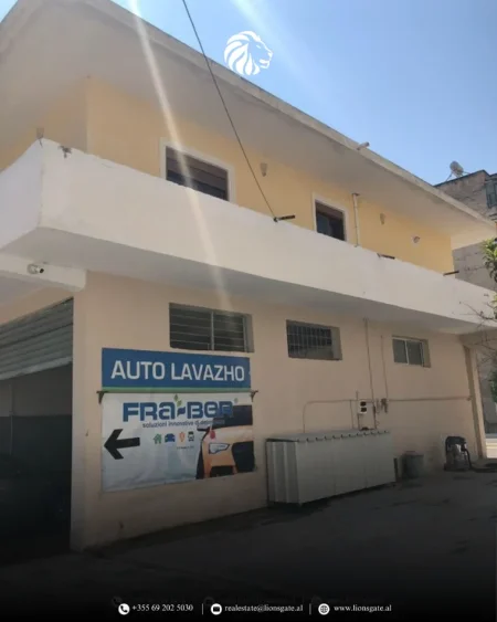 Vlore, jepet me qera ambjent biznesi Kati 0, 650 € 