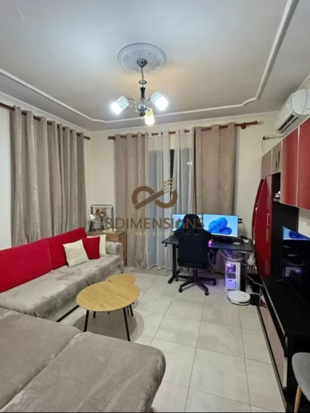 Tirane, jepet me qera apartament 1+1 Kati 4, 66 m² 650 € (selite)