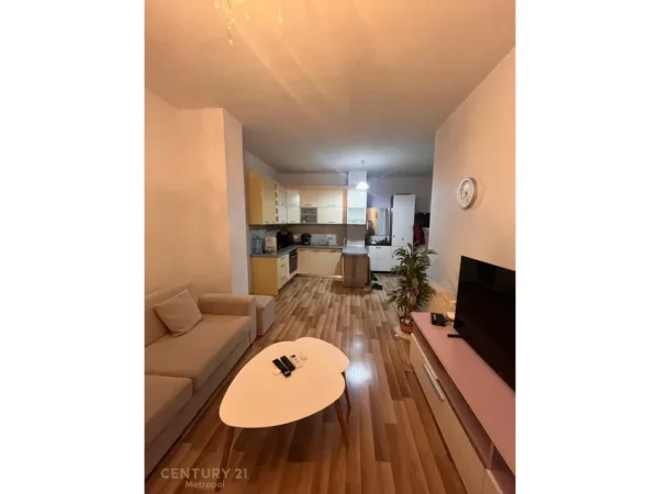 Tirane, shitet apartament 2+1 Kati 3, 106 m² 295.000 € (komuna e parisit kika 2)