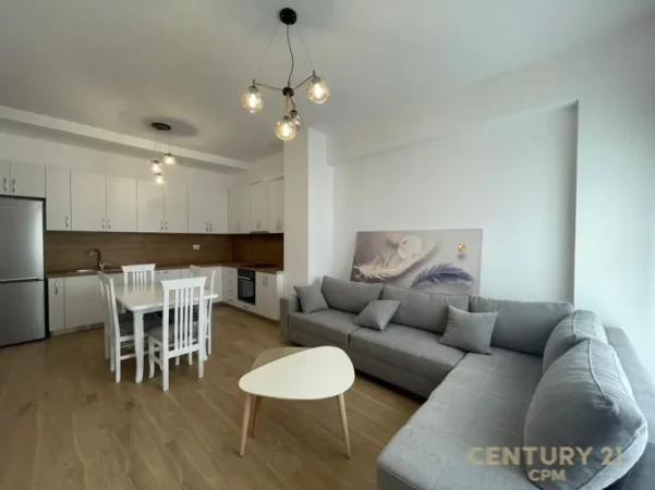 Tirane, jepet me qera apartament 2+1+Ballkon Kati 5, 100 m² 650 € (siri kodra 2)