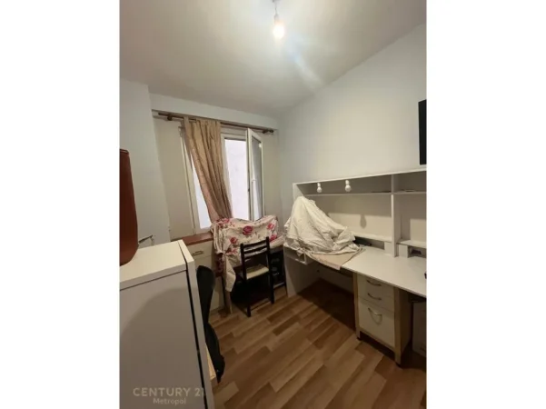Tirane, shitet apartament 2+1+Ballkon Kati 3, 106 m² 295.000 € 