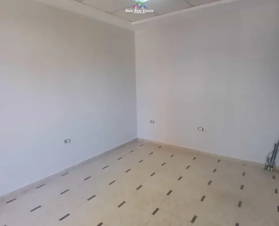 Tirane, jepet me qera zyre Kati 3, 160 m² 1.580 € (21 dhjetori)