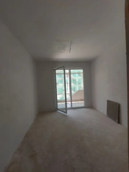 Tirane, shitet apartament 2+1 Kati 1, 106 m² 212.000 € (Liqeni i Thatë)