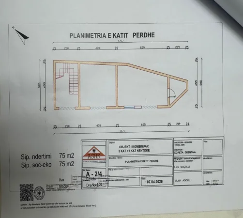 Tirane, jap me qera aktivitet biznesi Kati 2, 275 m² 2.700 € (Sheshi Shqiponja)