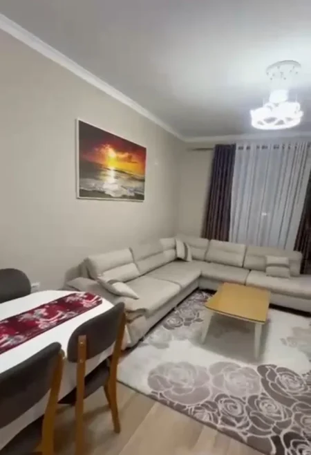 Tirane, jepet me qera apartament 2+1 Kati 6, 100 m² 400 € (Kamëz)