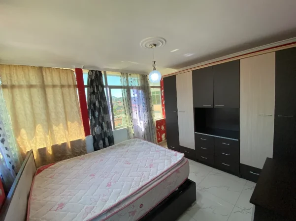 Tirane, jepet me qera apartament 2+1 Kati 9, 100 m² 450 € 