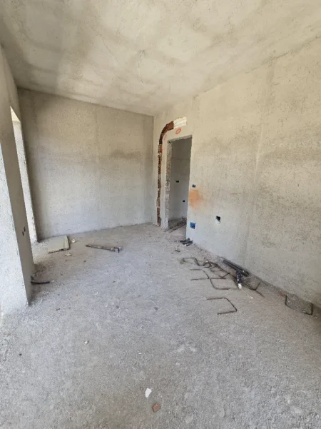 Tirane, shitet apartament 1+1 Kati 1, 65 m² 93.525 € (TIRANA ENTRY)