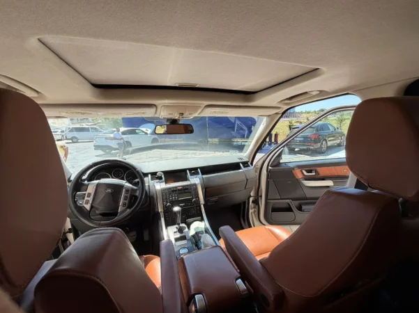 Shqiperi, shes makine Range Rover Sport Nafte, e bardhë automatik Klima 2 km 9 €