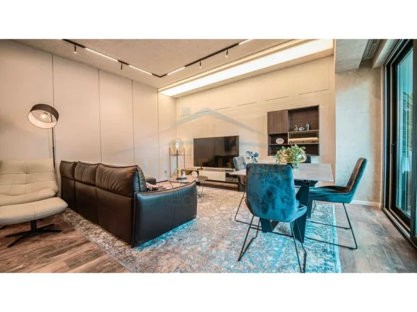Tirane, shitet apartament 2+1+Aneks+Ballkon Kati 7, 140 m² 650.000 € (AMBASADOR 3 AIR ALBANIA)