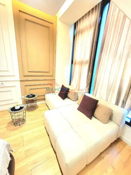 Tirane, shitet apartament 1+1+Ballkon Kati 10, 42 m² 130.000 € (Rruga e Kavajes)