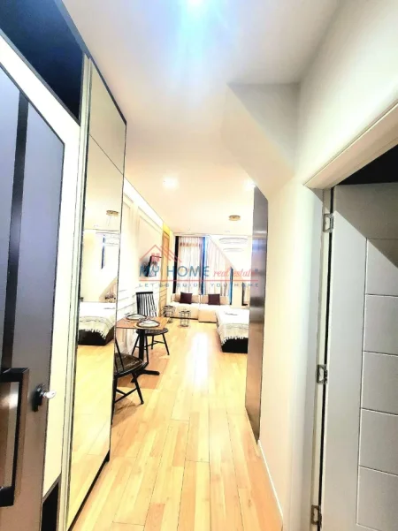 Tirane, shitet apartament 1+1+Ballkon Kati 10, 42 m² 130.000 € (Rruga e Kavajes)