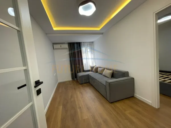 Tirane, Shiten 3 Apartamente 1+1,  Kati 5, 123 m² 327.000 € (21 Dhjetori (Mozaiku))