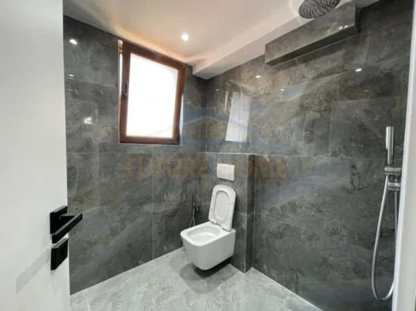 Tirane, shitet apartament 1+1 Kati 5, 123 m² 327.000 € (21 Dhjetori)