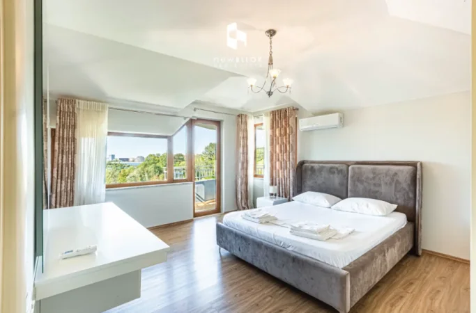 🌇 Me Qira: Apartament Fantastik ✨️ 2+1+2Wc & 2 Parkime 700€/Muaj (Liqeni Artificial - Shkolla Willson) Pamje Panoramike nga Liqeni 🏞️