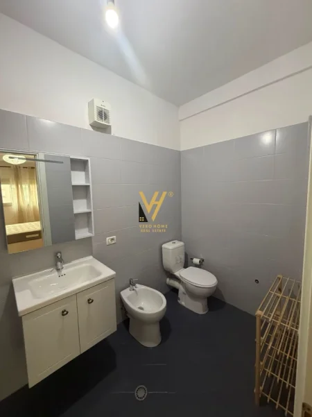 Tirane, shitet apartament 2+1+Ballkon Kati 5, 105 m² (DON BOSKO)
