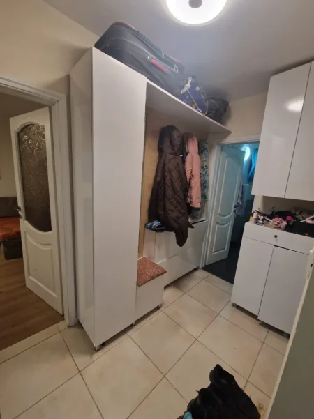 Tirane, shitet apartament 1+1 Kati 4, 54 m² 124.000 € (Harry Fultz)