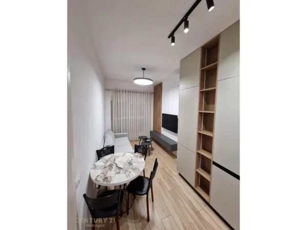 Tirane, jepet me qera apartament 1+1 Kati 2, 50 m² 450 € (Ali Demi Metropol142643)