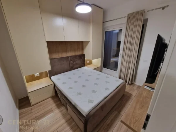Tirane, jepet me qera apartament 1+1 Kati 2, 50 m² 450 € (Ali Demi Metropol142643)