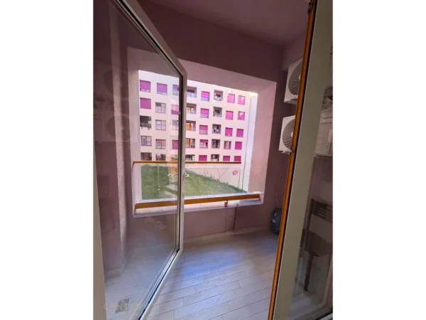 Tirane, jepet me qera apartament 1+1 Kati 2, 50 m² 450 € (Ali Demi Metropol142643)