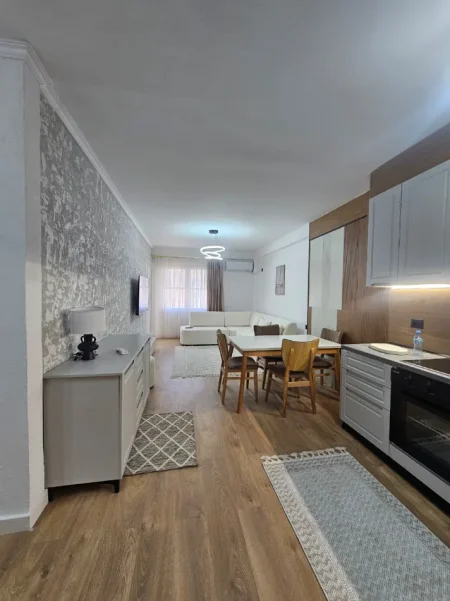 Tirane, shitet apartament 1+1+Ballkon Kati 5, 67 m² 121.000 € 