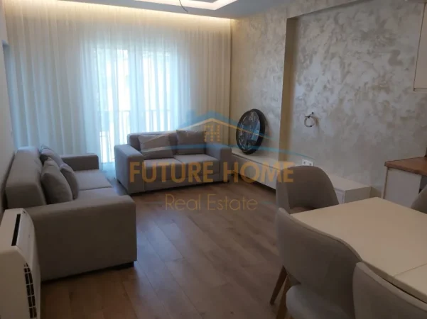 Tirane, jepet me qera apartament 2+1 Kati 3, 99 m² 890 € (rruga e barrikadave)