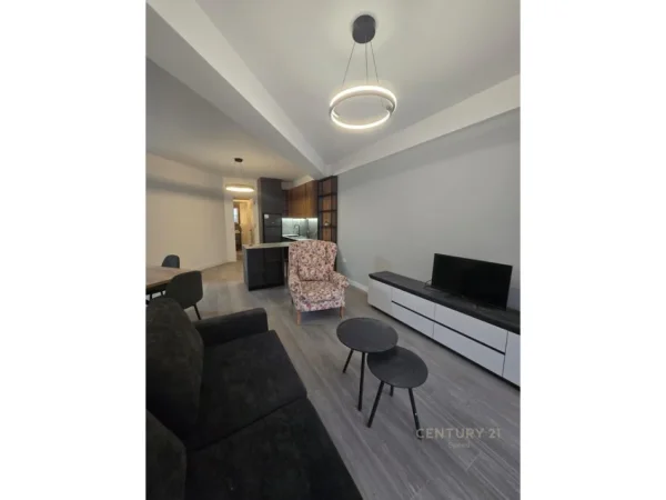 Tirane, jepet me qera apartament 1+1 , 77 m² 450 € (Astir SPEED142919)