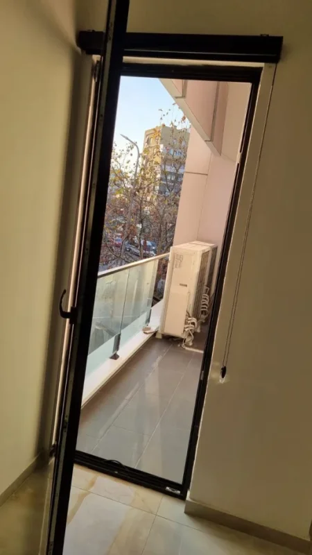 Tirane, jepet me qera ambjent biznesi Kati 1, 227 m² 3.200 € (Rruga e Dibrës)