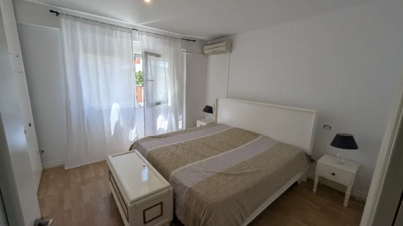 Jepet me qera apartament 2+1+Aneks+Ballkon Kati 5, 104 m² 890 € Gjykata- (Rruga Vangjush Furxhi)