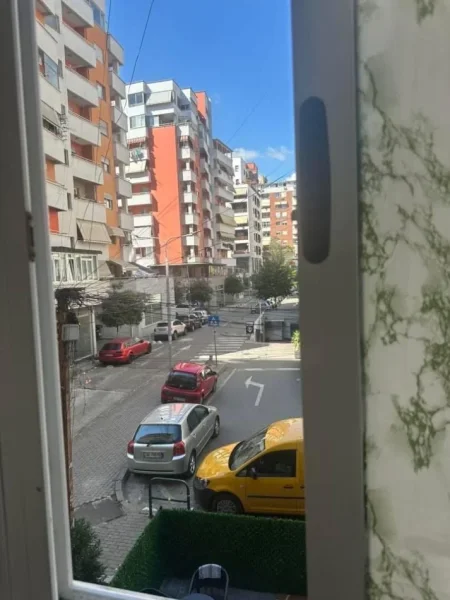 Tirane, jepet me qera apartament 1+1 Kati 2, 60 m² 350 € (Astir)