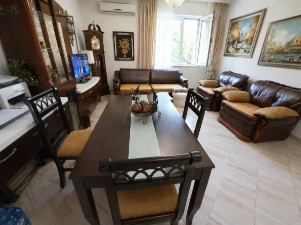 Tirane, shitet apartament 2+1 , 87 m² 145.000 €