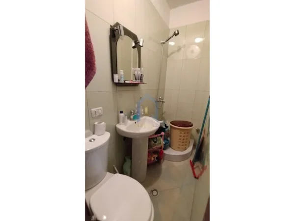 Tirane, shitet apartament 2+1+Ballkon Kati 7, 100 m² 235.000 € (Apartament 2+1 për shitje tek Rruga e Kavajes)