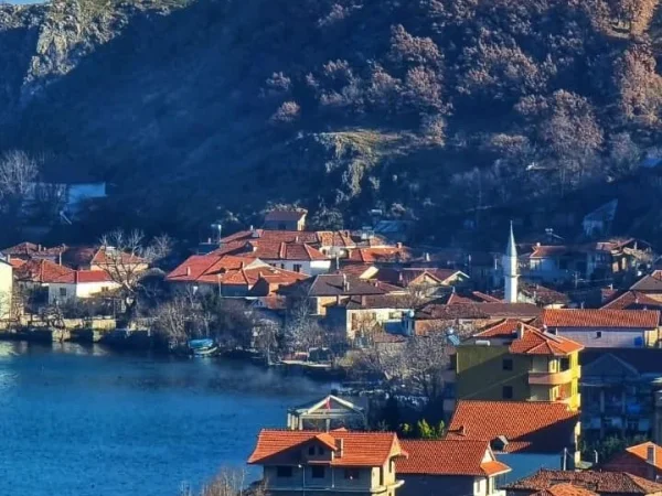 Pogradec, shitet apartament 1+1 Kati 6, 88 m² 105.108 € 