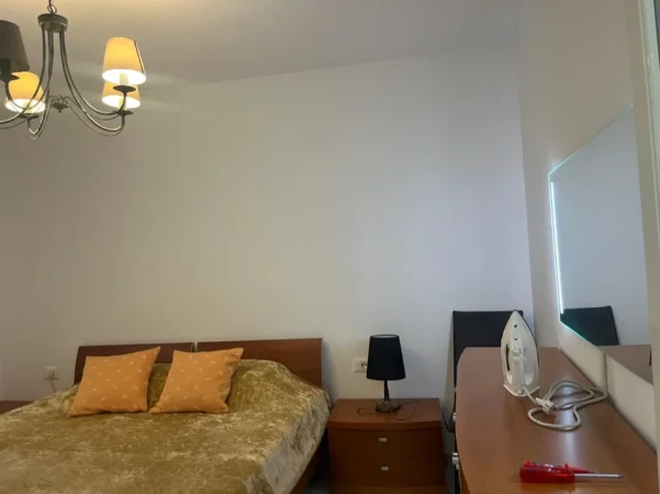 Tirane, jepet me qera apartament 2+1 Kati 1, 80 m² 550 € (Siri Kodra)