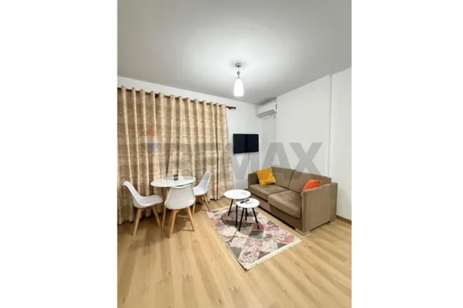 Tirane, jepet me qera apartament Kati 6, 40 m² 370 € (Qsut)