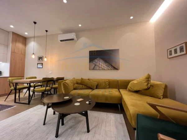 Tirane, jepet me qera apartament 1+1+PARKIM, Kati 4, 74 m² 1.200 € (LIQENI I THATE , LUL MORINA)