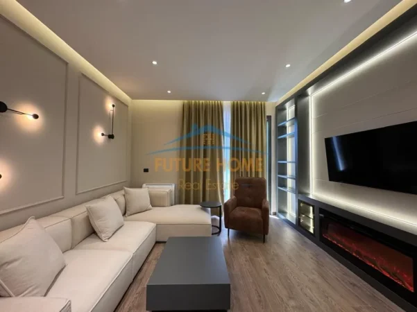 Tirane, jepet me qera apartament 1+1 Kati 3, 650 € 