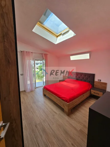 Durres, jepet me qera Vile Vile 2 Katshe Kati 2, 800 m² 600 €