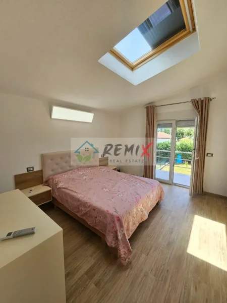 Durres, jepet me qera Vile Vile 2 Katshe Kati 2, 800 m² 600 €