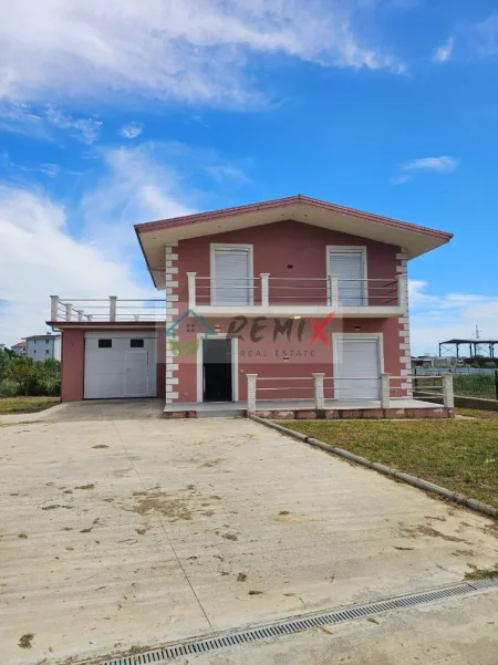Durres, jepet me qera Vile Vile 2 Katshe Kati 2, 800 m² 600 €